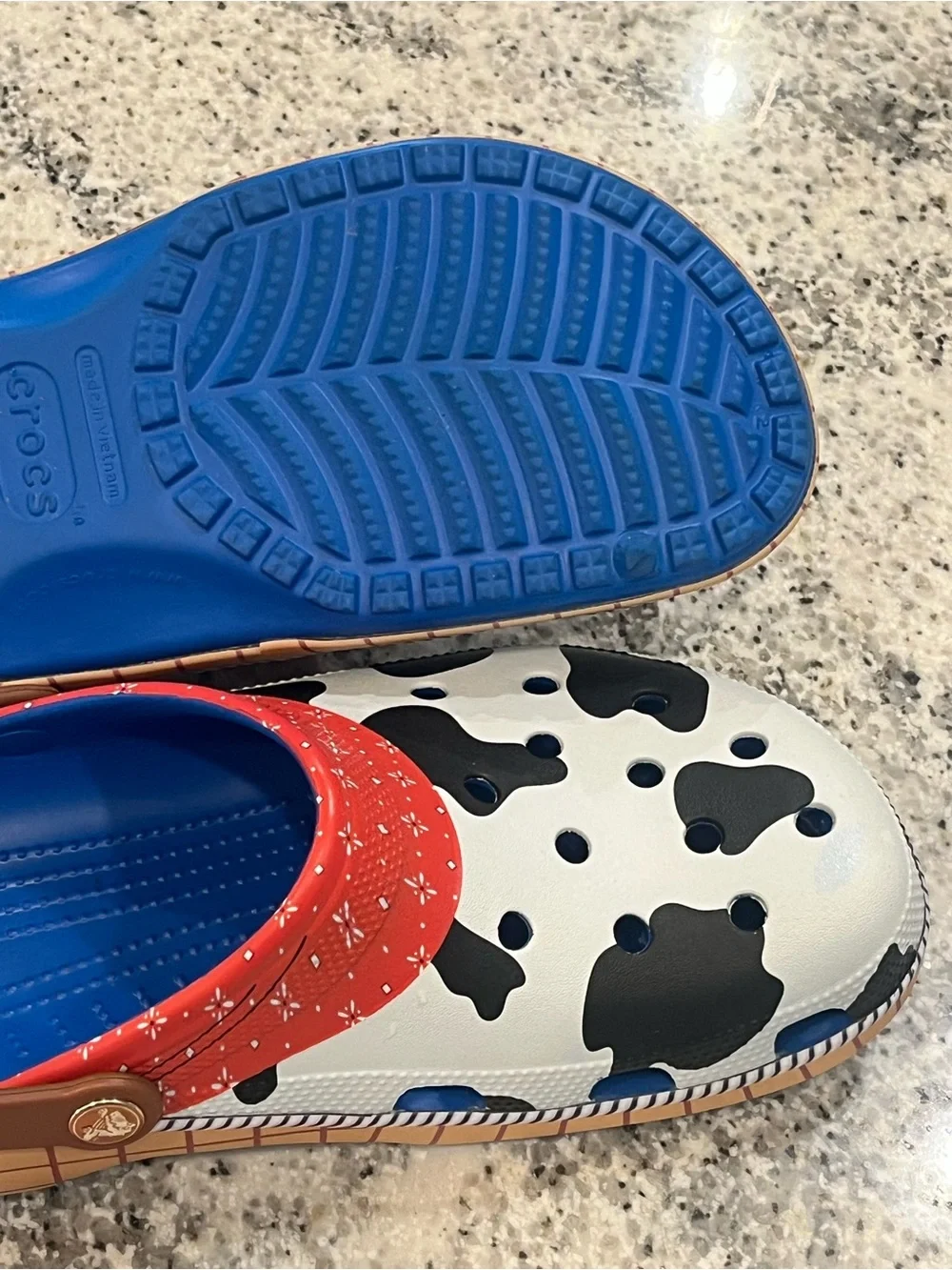 Crocs Toy Story Sheriff Woody Men’s Size 12 Disney Pixar Clog